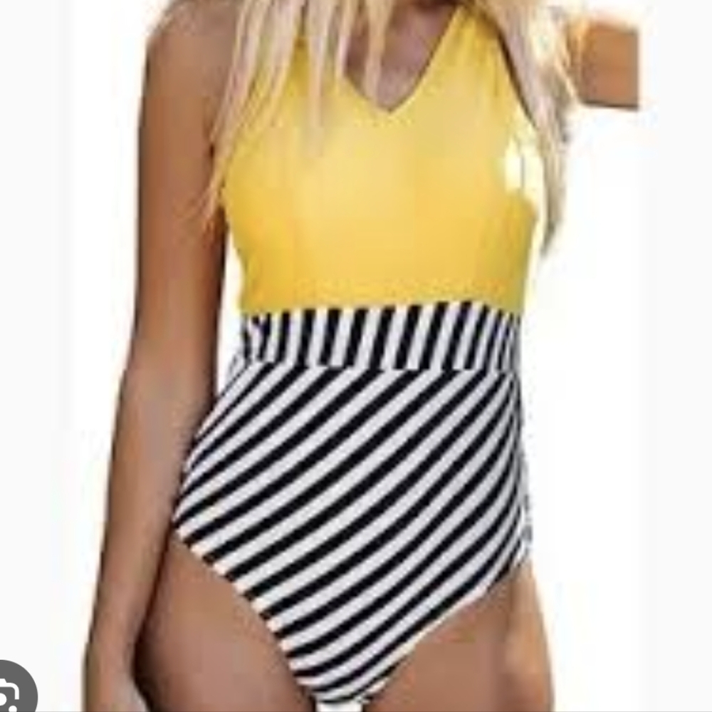 Cupshe One Piece Swimsuit Yellow Top Black And White Striped Bottom Sz L